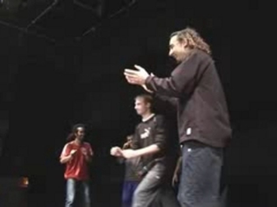 démo de back flip Kanak