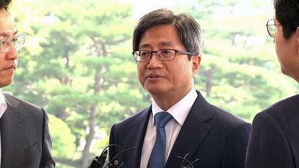 [현장영상] 김명수 대법원장 첫 출근, "무거운 책임감 느껴" / YTN