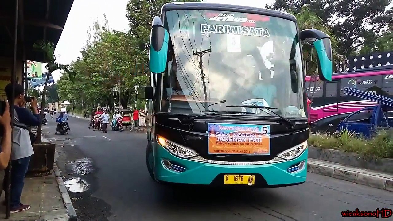 Parade Klakson TELOLET ala ROMBONGAN 13 Bus SUBUR JAYA - Jetbus 2+ SHD
