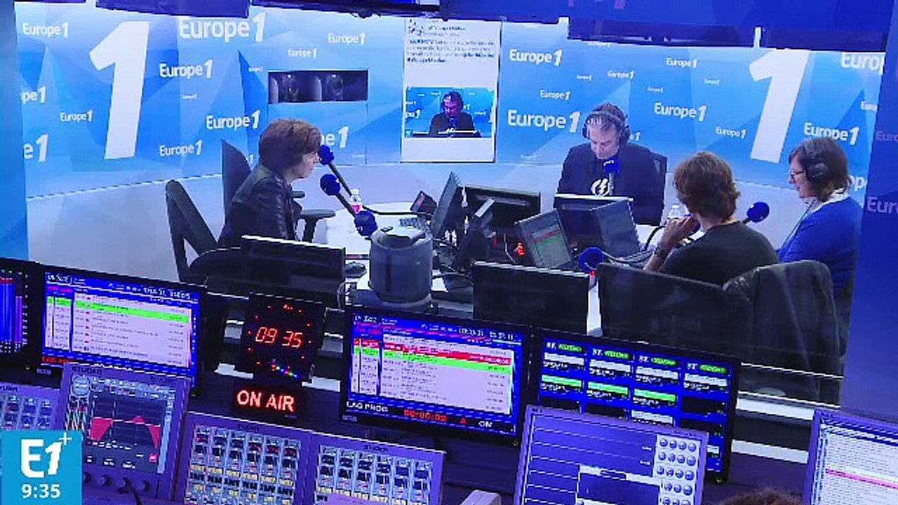 Salut les terriens : Le CSA se saisit de l'affaire de la jupe de NOlwenn Leroy remontée par Laurent Baffie