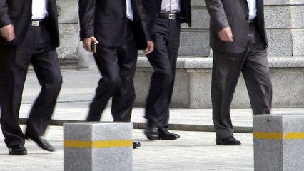 '쉬운 해고' 막는다...양대지침 공식 폐기 / YTN