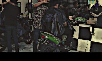 Sensasi Cukur Rambut Drive Thru