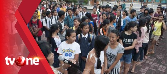 Tanpa Seragam Sekolah, Puluhan Anak-anak Pengungsi Gor Sweca Pura Mulai Bersekolah