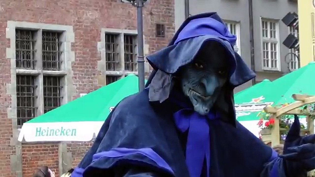 5 Witches Caught on Tape