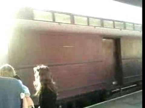 Un train pas comme les autres en gare de Blois.