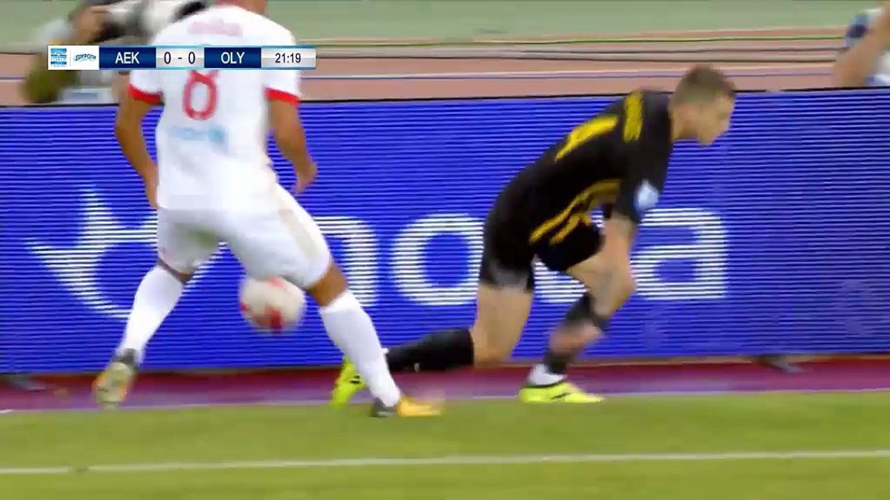 Marko Marin'den akıl dolu bir gol!