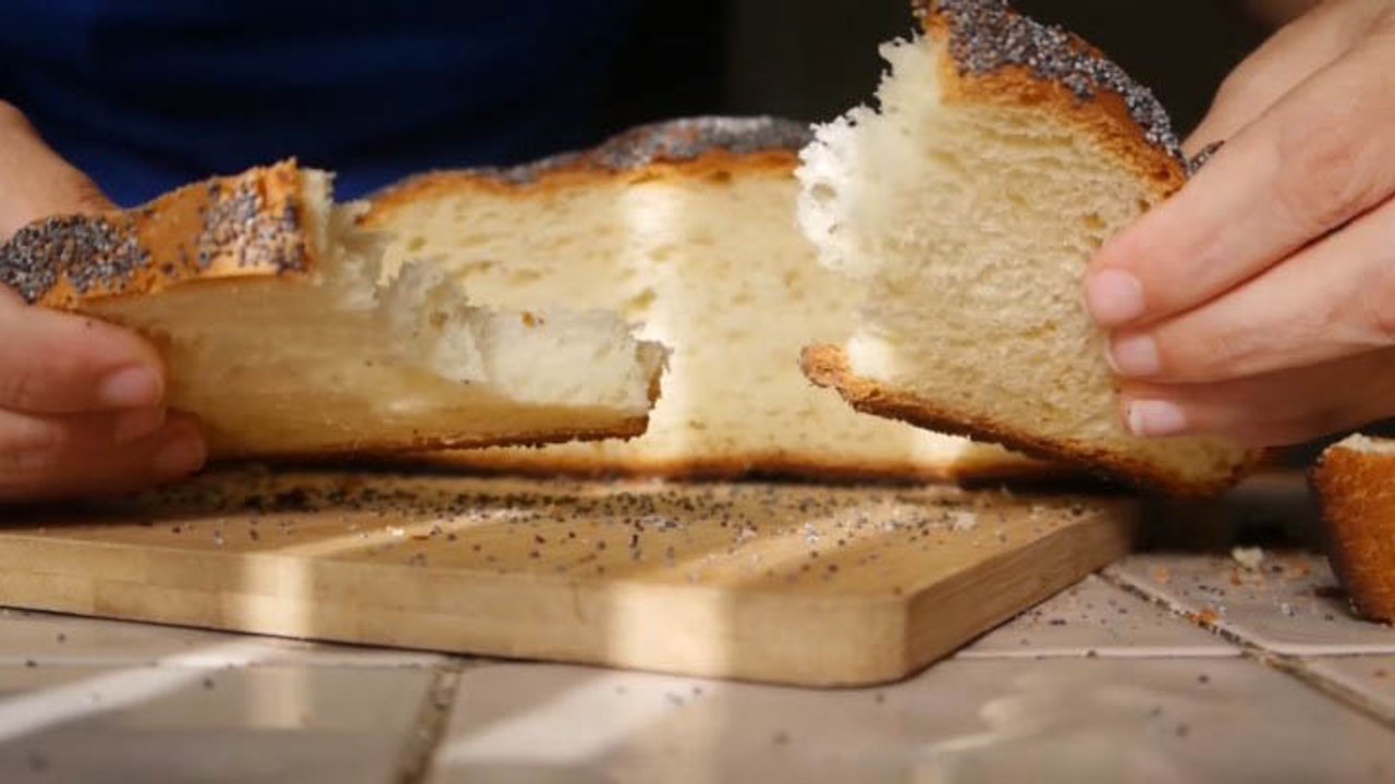 O Pão caseiro saboroso que podes fazer em casa com pouco trabalho! E fica fofinho até 5 dias!