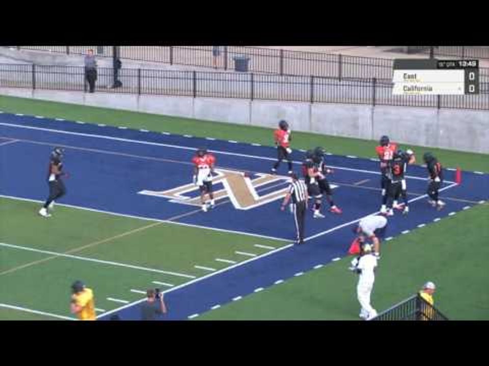 Anthony Dixon 49-Yard TD On 4th & 1