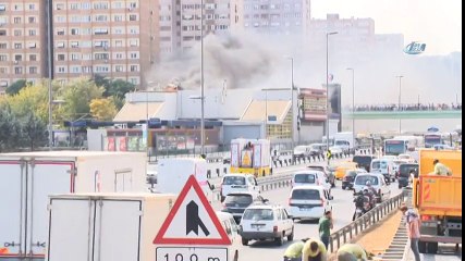 Metro İstasyonu yangınında Çevreyi Duman Kapladı