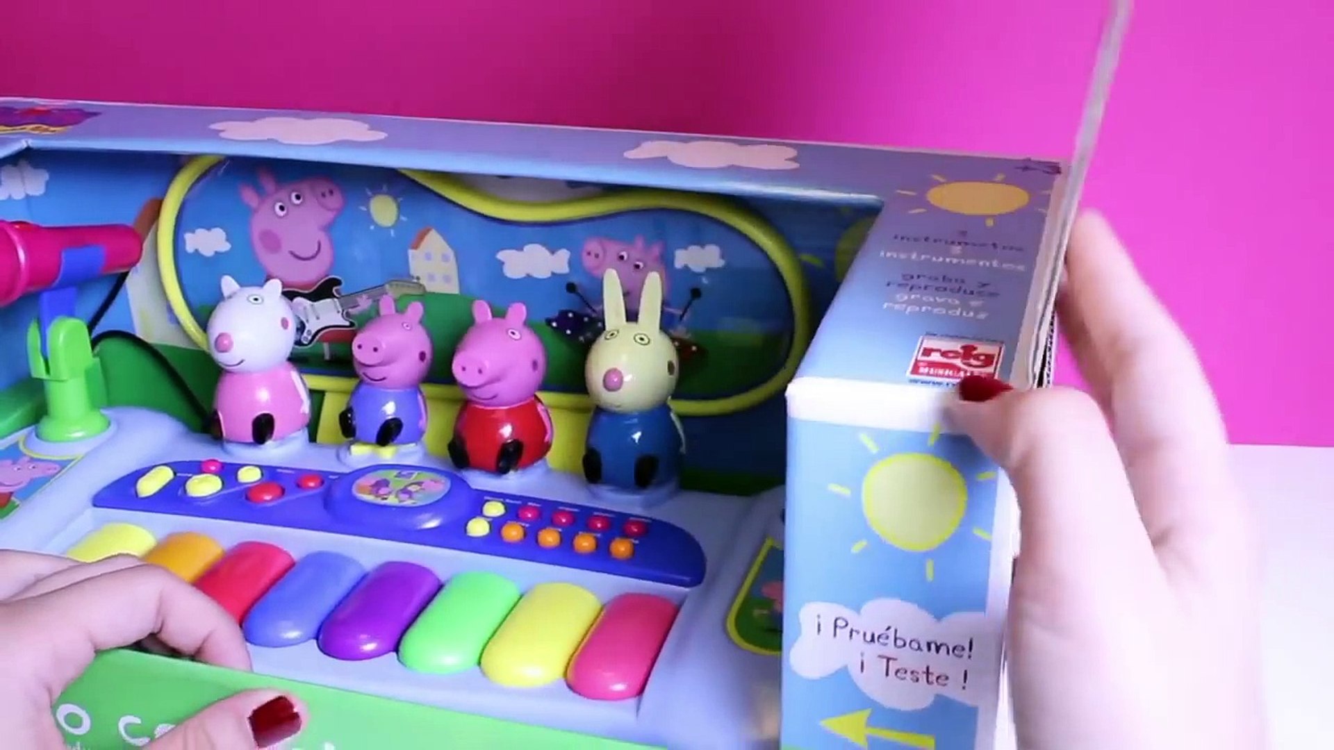 Peppa Pig Keyboard Piano with Microphone with Peppas Friends Organo con  Micrófono de Peppa Pig - video Dailymotion