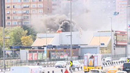 Ataköy Metrosu'nda Yangın Paniği