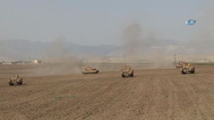 Askerler Sınırda Taktik Çalıştı