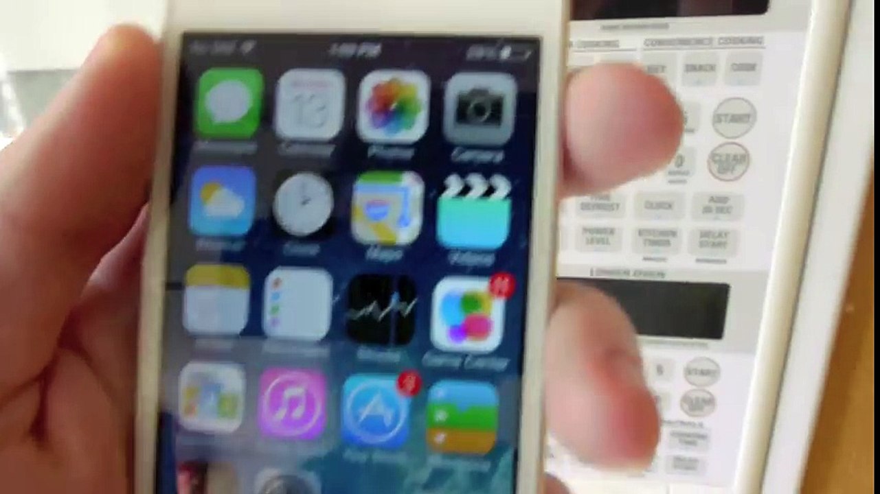 Charge your iPhone 5S in 3 Seconds! (Microwave)