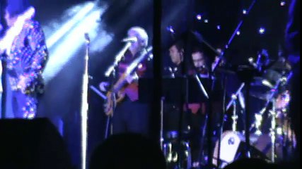 Bill Cherry sings 'Hound Dog' Lake George 2017