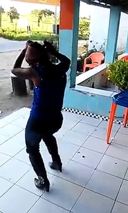 VAI KIKANDO