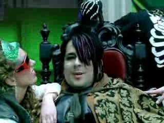 New Sony Ericsson ad (included 'Life Is Boring')