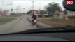 Ndjekje ne shpejtesi te larta, motociklistet e pesojne keq (360video)