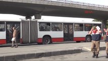 Kayseri Kaçak Yollarla Türkiye'ye Giriş Yapan 130 Uygur Türkü Kayseri'ye Getirildi