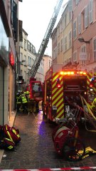 L'intervention des pompiers durant l'incendie à Mâcon en vidéo