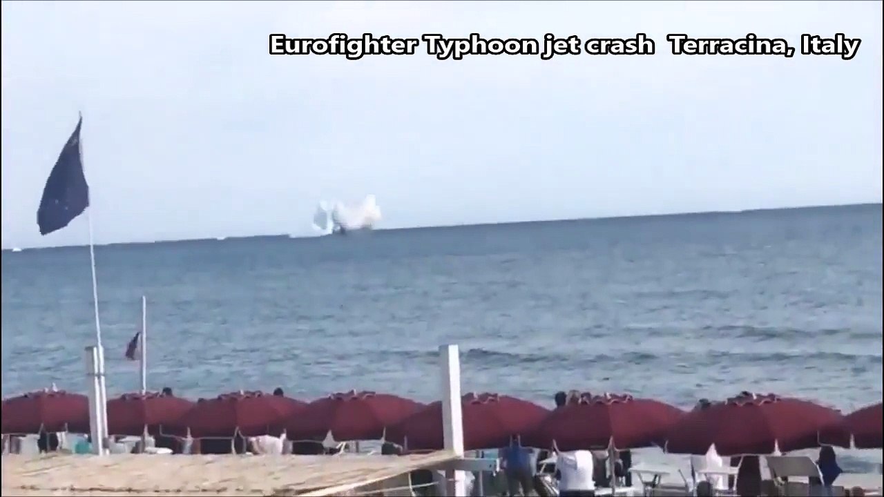 Italian Fighter Crashed into Sea