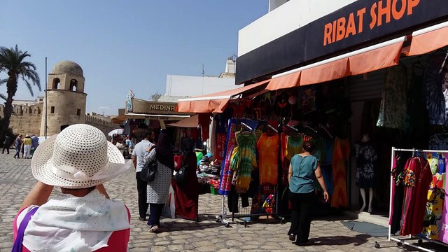 20170917_103135_++ Тунис (Африка, город Сус), я и Наташа. 17.09.2017