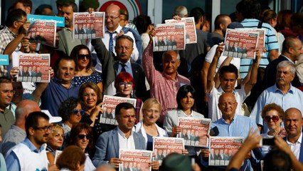 Cumhuriyet davasında Kadri Gürsel'e tahliye