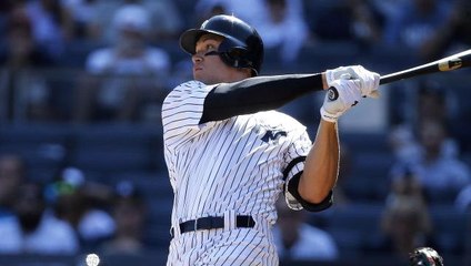 Aaron Judge breaks rookie record with 50th homer