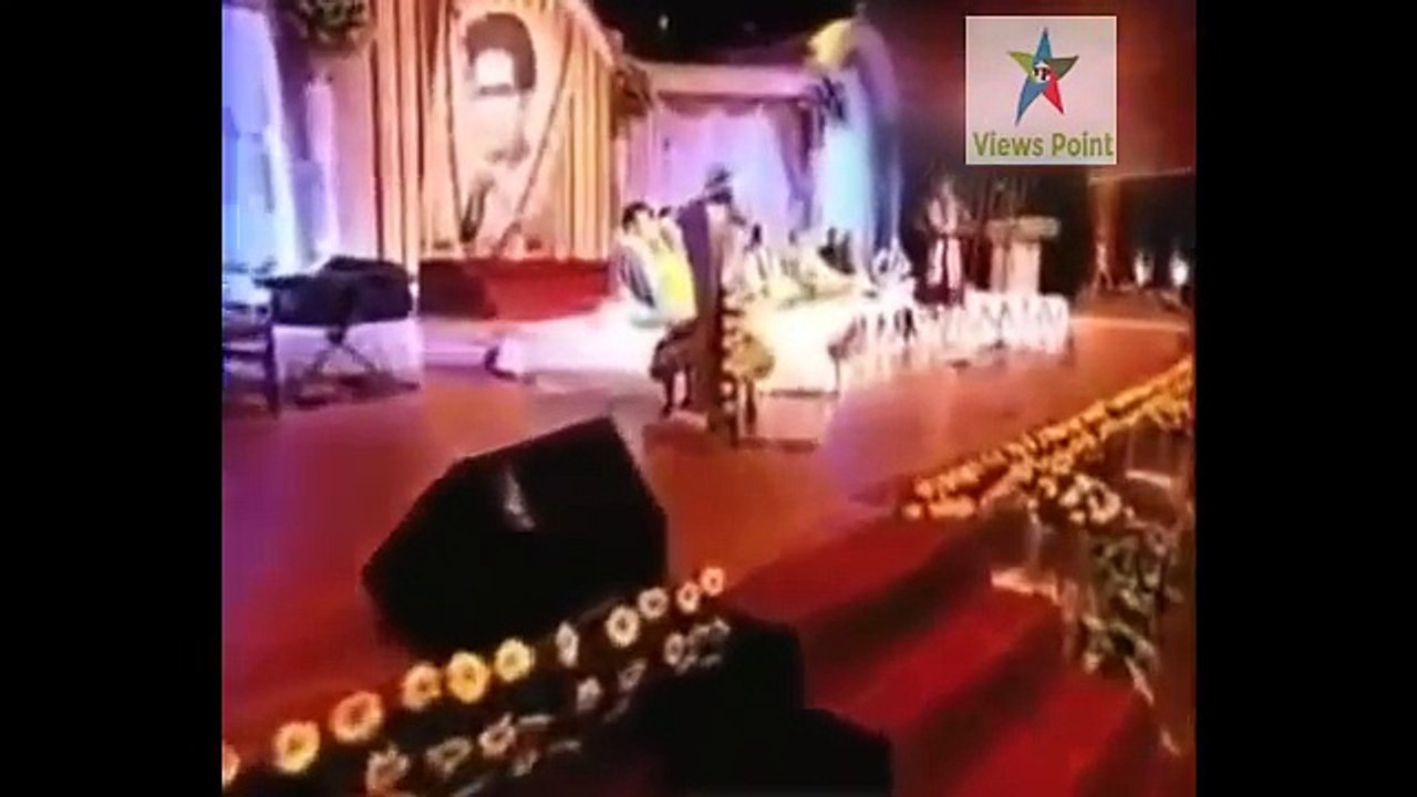 Om Vyas Funny Kavi Sammelan - बीबी को छेड़ने का मजा ही कुछ और है- हास्य कवि सम्मलेन