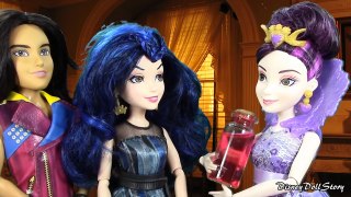 Evil Mal is the Fairest of Them All - Part 11 - Mal and Ben are Married Descendants Disney