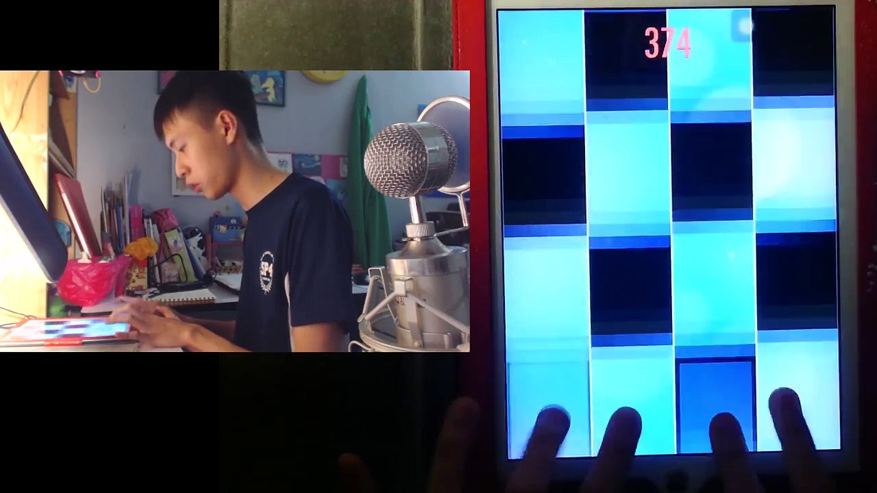 MOST IMPOSSIBLE SONG in Piano Tiles 2 - Christmas Rhapsody - 2367 World Record