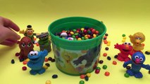 SESAME STREET Candy Surprise Elmo Big Bird Cookie Monster Oscar the Grouch