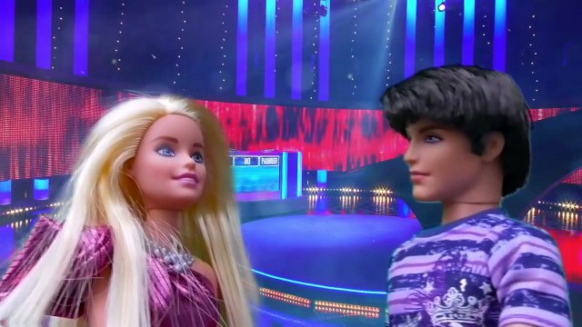 Los juguetes de titi es secuestrada | Ladybug y Cat Noir la rescatan en Episodios de Ladybug