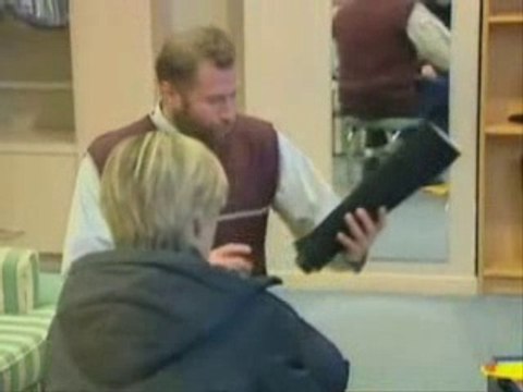 François l'Embrouille Trailer - Damiens