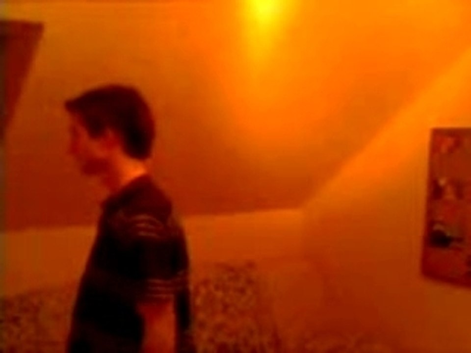 MOV0194A