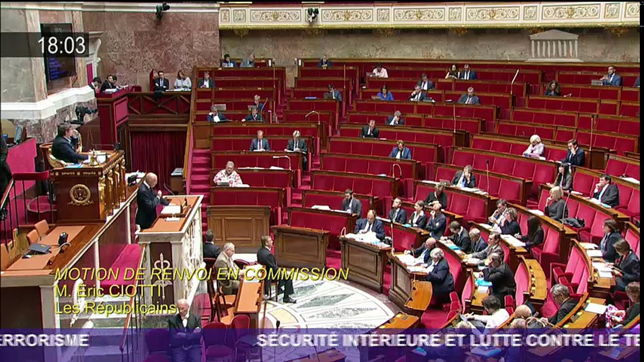 Séance publique à l'Assemblée nationale pour l'examen du projet de loi sur la sécurité intérieure et la lutte contre le