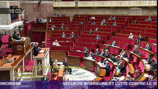 Séance publique à l'Assemblée nationale pour l'examen du projet de loi sur la sécurité intérieure et la lutte contre le
