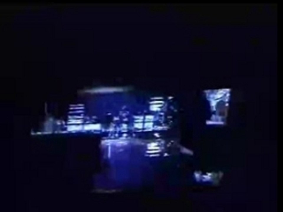 AC/DC intro stiff uper lip tour
