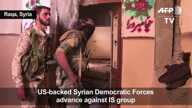 Returning home, Syrians find Raqa battered beyond recognition