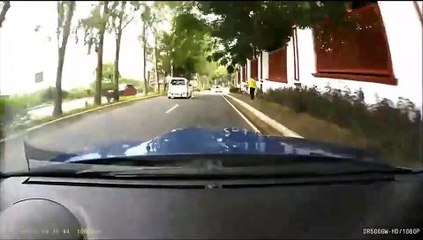 Deux conducteurs de Subaru Impreza font une course sauvage au Philippines