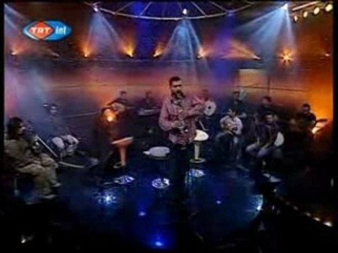Hüsnü Şenlendirici - Beyaz Giyme Toz Olur Klarnet Show