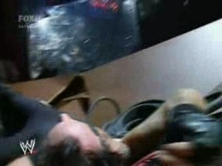 Undretaker vs great khali last man standing