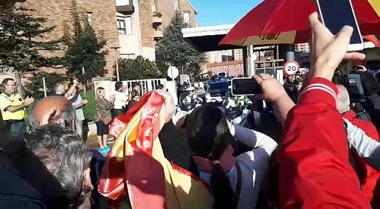 Guardia Civil de Santander sale para Barcelona