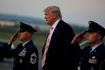 Twitter explique pourquoi le tweet de Donald Trump n'a pas été supprimé