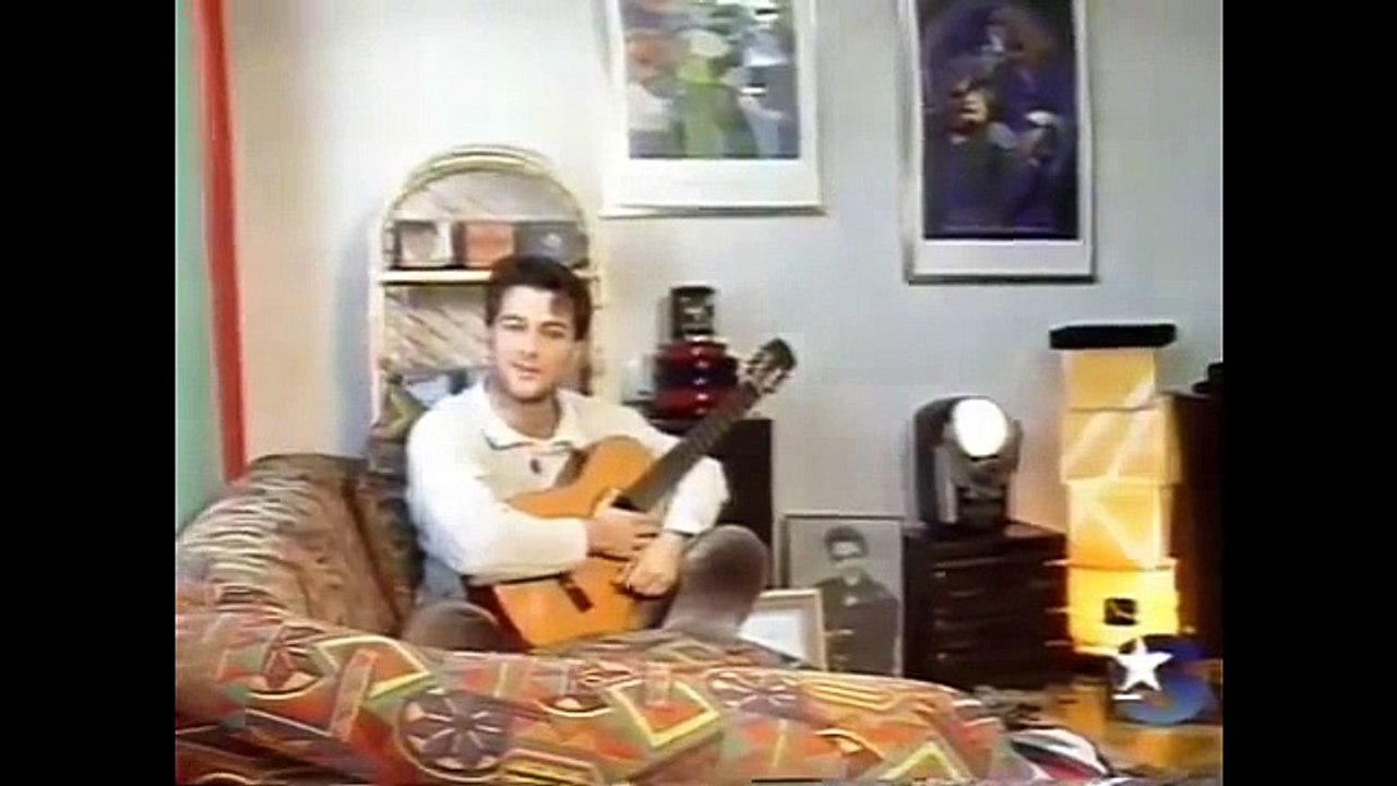 Tarkan'ın 1994 Yılında Evinde Yaptığı Röportaj! NOSTALJİ