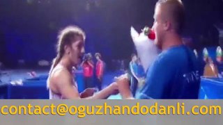 Dünya Şampiyonu Olan Güreşçi Yasemin Minderde Evlilik Teklifi Aldı