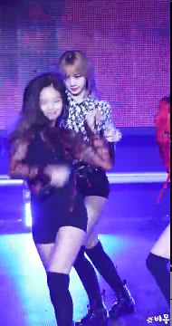170514 블랙핑크(BLACKPINK) 붐바야 (BOOMBAYAH) 리사 직캠(Lisa Focused) [YG X UNICEF WALKING FESTIVAL 2