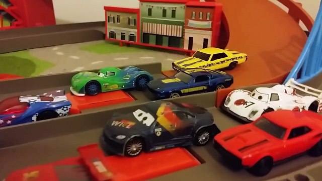 CARS 2 Disney Cars vs Hot Wheels Racing Cars DIECAST Pixar CARS Collection
