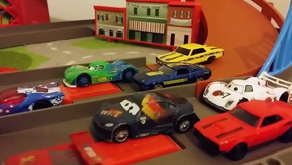 CARS 2 Disney Cars vs Hot Wheels Racing Cars DIECAST Pixar CARS Collection