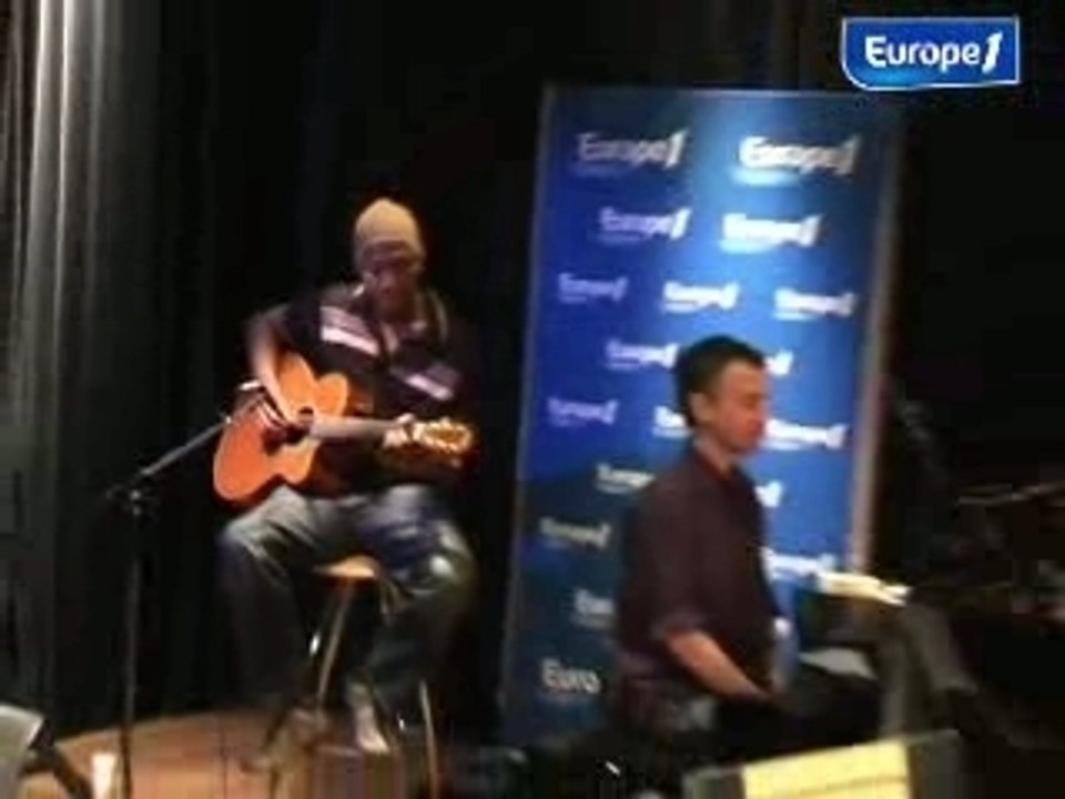 Annie Lennox 1 invitée à Europe1