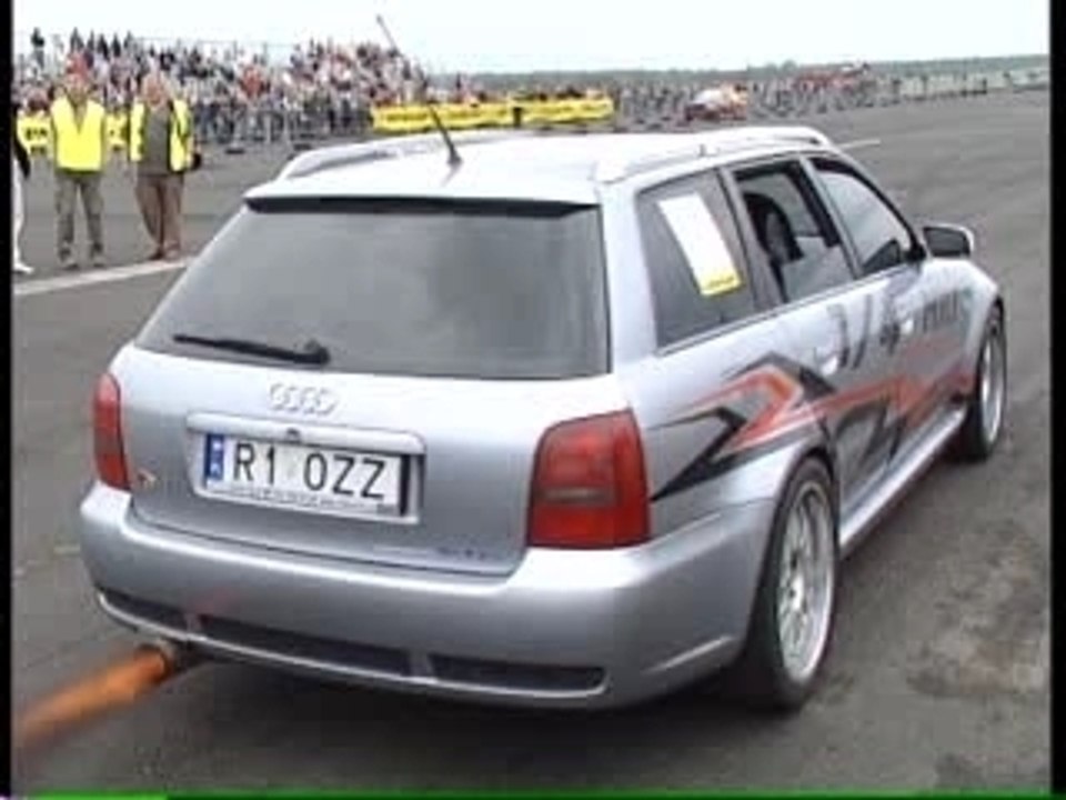 Run audi RS4 Avant